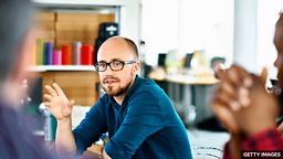 包含单词 “opinion” 的常见搭配