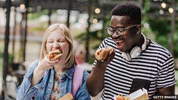 How the speed of eating affects our health 吃东西的速度对我们的健康有何影响