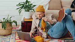 Dabble in 略有涉足