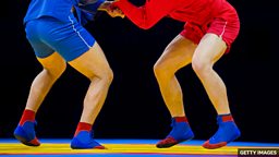 Keep someone on their toes 让某人保持警觉