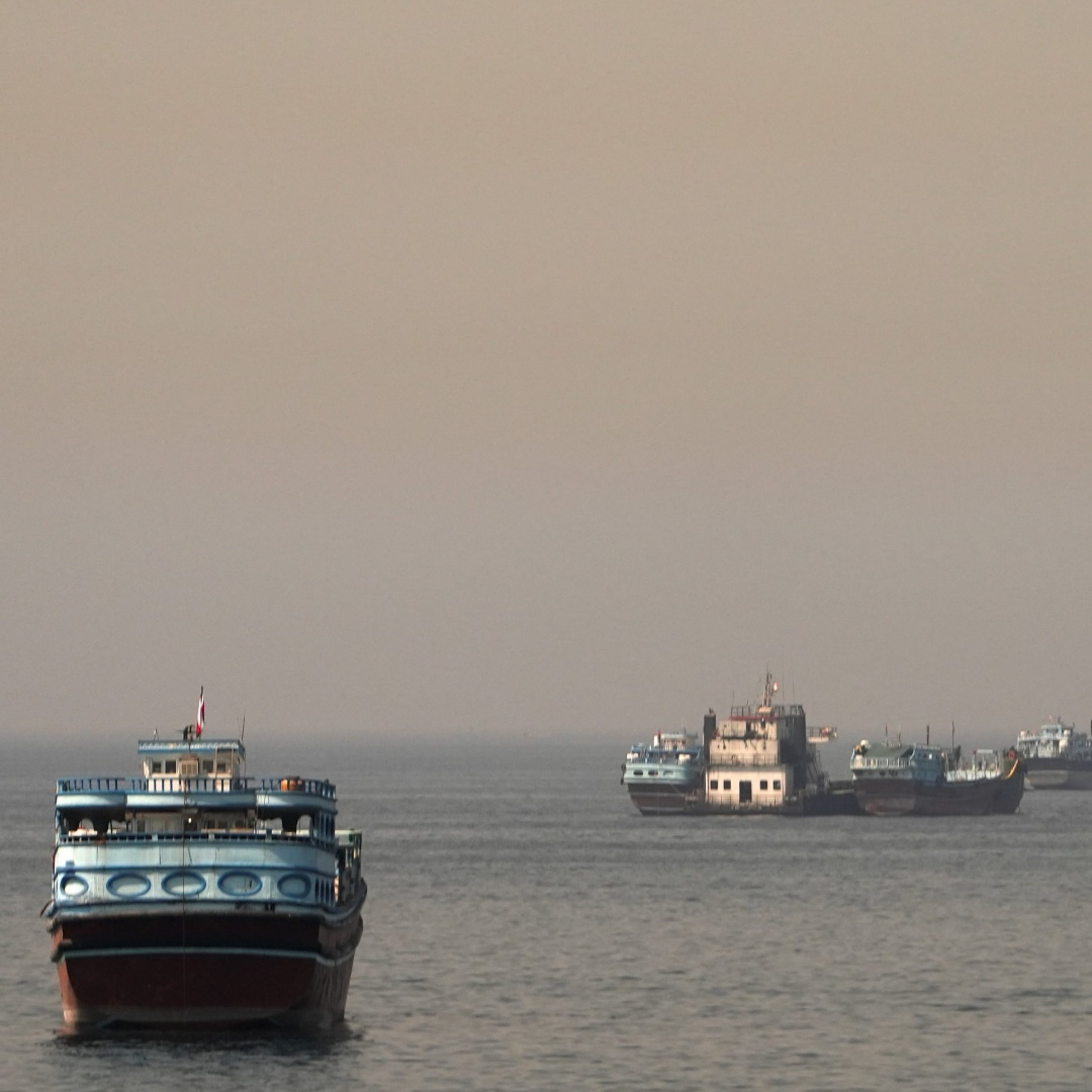 Tankers moving again after Iran deal Episode cover