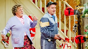 Mrs Brown's Boys - Christmas Specials 2015: 1. Mammy's Christmas Punch