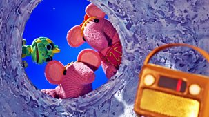 Clangers - 36. Sweet Music