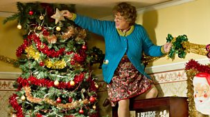 Mrs Brown's Boys - Christmas Special: Mammy's Ass
