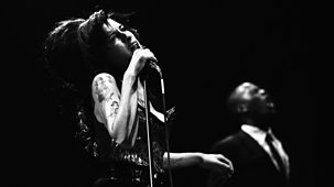 In Ten Pictures - Series 1: 6. Amy Winehouse