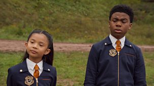 Odd Squad - Series 4: 21. Why Did The Chicken Cross The Dimension?