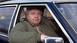 Keeping Up Appearances - Series 2: 6. Onslow's Birthday