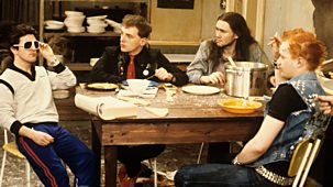 The Young Ones - Series 1: 5. Interesting