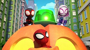 Spidey And His Amazing Friends - Series 1: 15. Trick Or Trace-e
