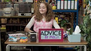 Molly And Mack - Series 5: 2. Molly's Stall