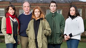 Stacey Dooley Sleeps Over - Series 1: 6. Landed Gentry