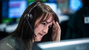 Ambulance - Series 15: 2. The Spy Who Waited