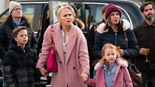 Eastenders - 15/12/2025