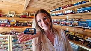 The Travelling Auctioneers - Series 5: 3. A Secret Stash Helps A Family In Need