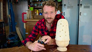 The Travelling Auctioneers - Series 5: 4. Eleven Years On Mum's Hoard Hits The Auction