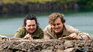 Dinosaur - Series 2: Episode 1