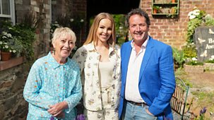 Greatest Gardens With Diarmuid Gavin And Carol<span Class=