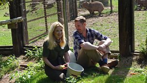 Extraordinary Portraits - Series 5: 3. Living With 200 Wild Animals