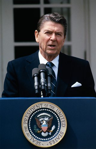 An Ceann-suidhe Ronald Reagan