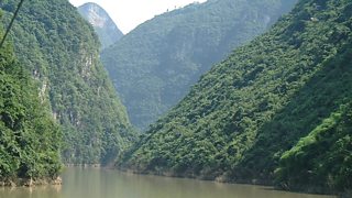 Interlocking spurs on a tributary of the Yangtze
