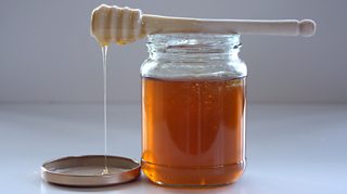 BBC Two - Trust Me, I'm a Doctor, Series 3, Episode 3 - Is Manuka honey  worth the money?