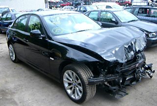 How do I avoid being a ‘crash for cash’ victim?