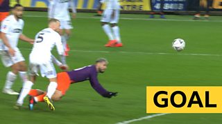 FA Cup: Sergio Aguero scores winning goal against Swansea ...