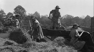 What did women do on the home front in World War One? - BBC Bitesize