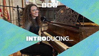 Angelina X in session