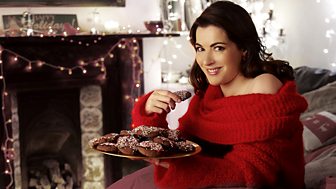 Nigella's Christmas Kitchen - Series 2: 1. The Big Freeze