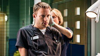 Casualty - Series 30: 7. Rules Of Attraction