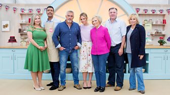The Great Sport Relief Bake Off - Series 3: Episode 2