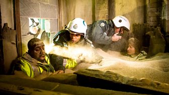 Casualty - Series 30: 29. Buried Alive
