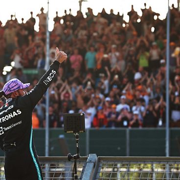 bbc checkered flag