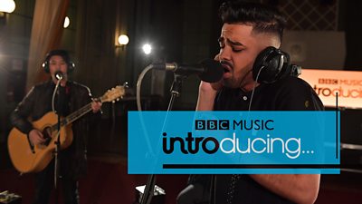 WATCH // Ezu in session for tv Music Introducing