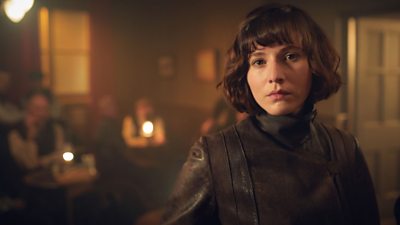 Wow! It took me about 3 years to realize that Charlie Murphy who played  Queen/Witch Iseult in The Last Kingdom is the same actress who played  Jessie Eden in Peaky Blinders. 