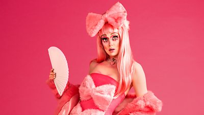 Question about Scaredy Cat : r/RPDR_UK