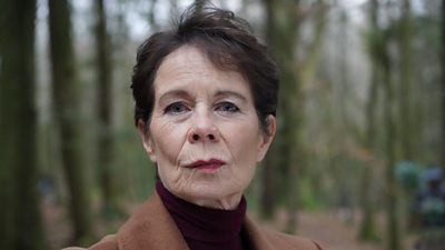 Rose Fairchild (Celia Imrie)