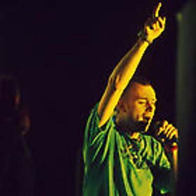 Gorillaz - Superfast Jellyfish (feat. Gruff Rhys & De La Soul)