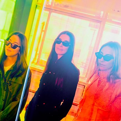 HAIM - Up From A Dream