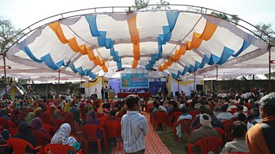 A BBC Media Action Listener Dialogue meeting in Panna, India.
