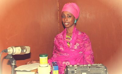 Actress, Amran Mahad plays "Ugasso" in Maalmo Dhaama Maanta (Better Days than Today)