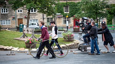 The Casual Vacancy - The crew filming Joe Hurst as Andrew 'Arf' Price and Brian Vernel as Stuart 'Fats' Wall (image: Steffan Hill/BBC/Bronte Film and Television Ltd)