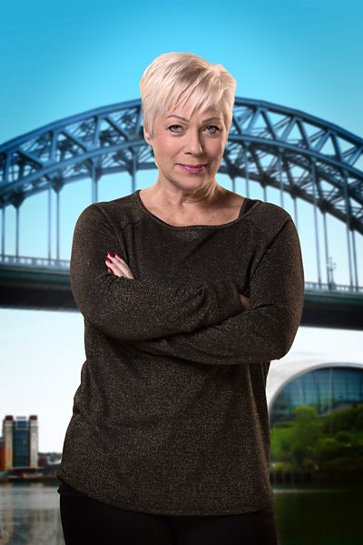 Pam (DENISE WELCH) Image Credit: 鶹ҳ Pictures