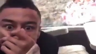 Watch how Man Utd players reacted to coach attack