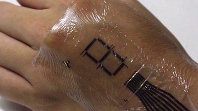 An 'electronic skin' placed on a hand