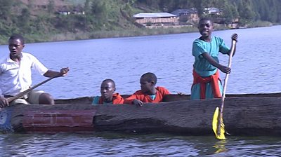 Children canoeing