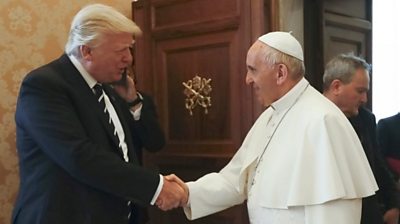 Donald Trump and Pope Francis exchange gifts - BBC News