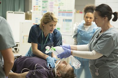 Trust Me (Karen (LOIS CHIMIMBA), Ally (JODIE WHITTAKER)(Photo credit: Image Credit: ý/Red/Mark Mainz)