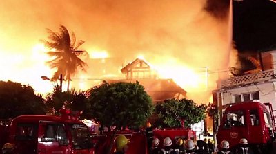 Myanmar S Kandawgyi Palace Hotel Destroyed By Fire c News